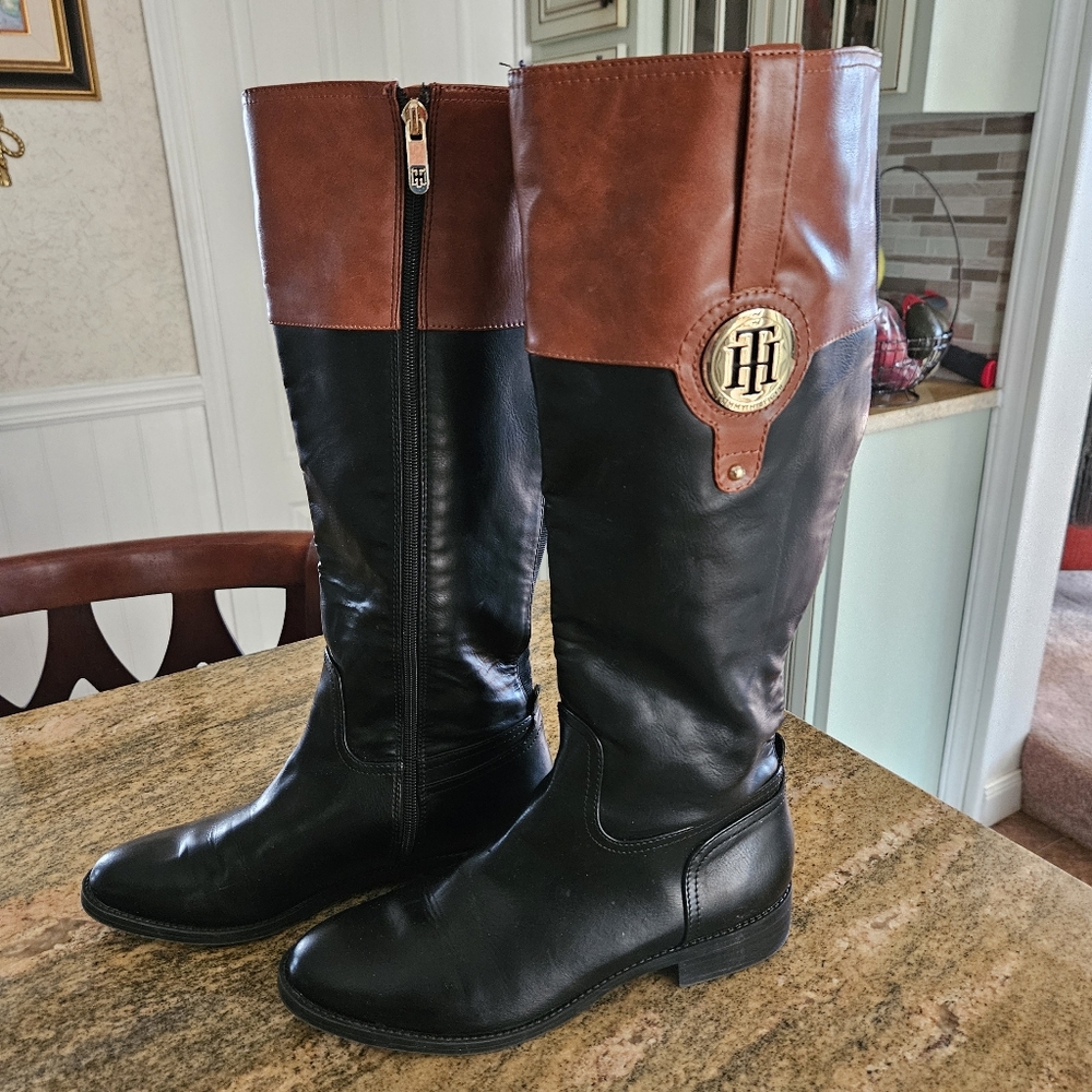 Tommy Hilfiger Two-Tone Tall Riding Boots — Black & Brown Sz 8.5